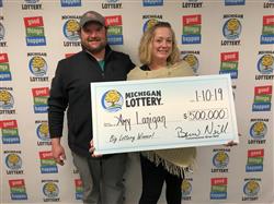 Illinois Woman Wins $500,000 With Scratch-off Game!