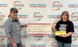 Kentucky Woman Wins $281K in Lottery, Brings Carton of Eggs Because… Memes